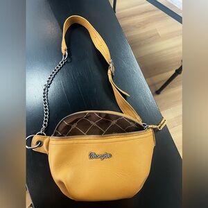 Wrangler Fanny Pack | Crossbody Bag